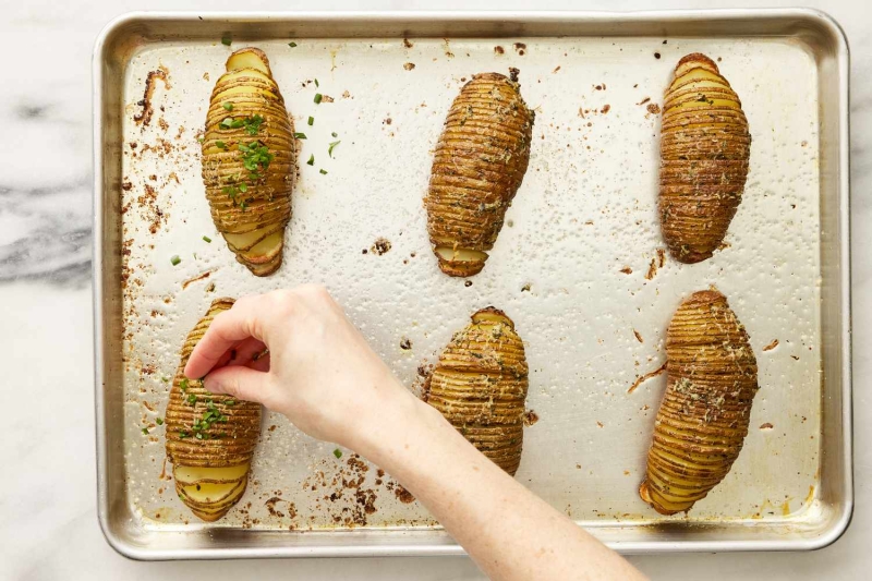 Hasselback Potatoes Are Proof That Baked Potatoes Can Be Cute