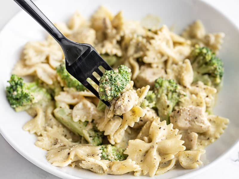 Creamy Pesto Pasta with Chicken and Broccoli