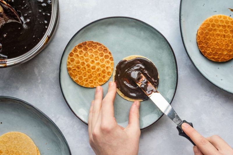 Dutch Stroopwafels (Syrup Waffles)