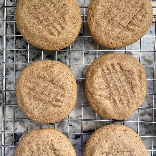 3 Ingredient Peanut Butter Cookies