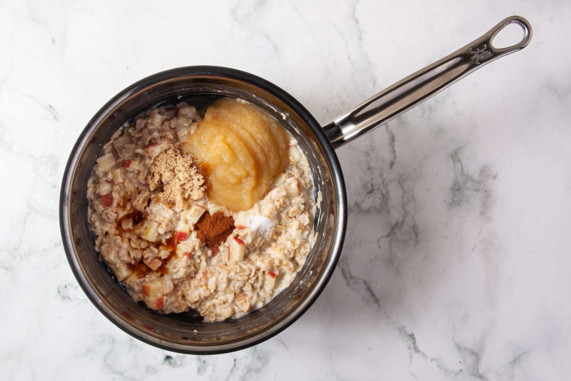 Apple Cinnamon Oatmeal