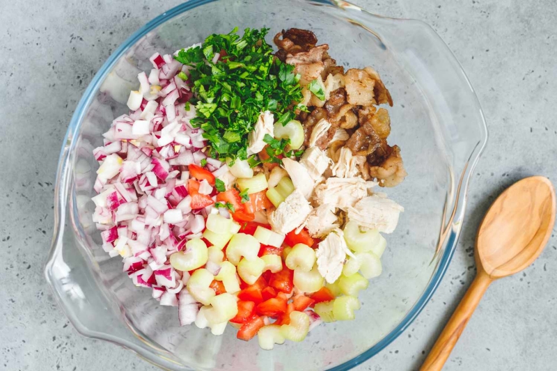 Pasta Salad With Chicken and Bacon