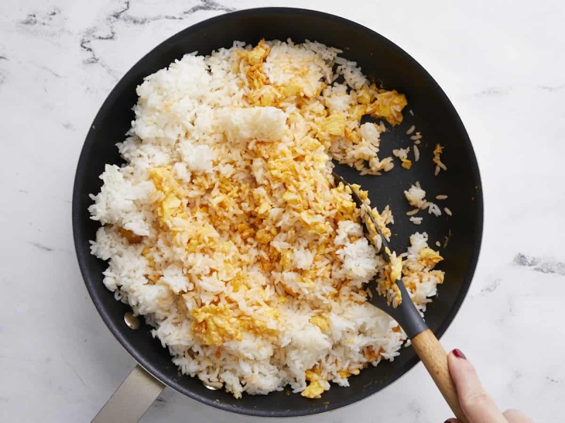 Scrambled Eggs with Rice