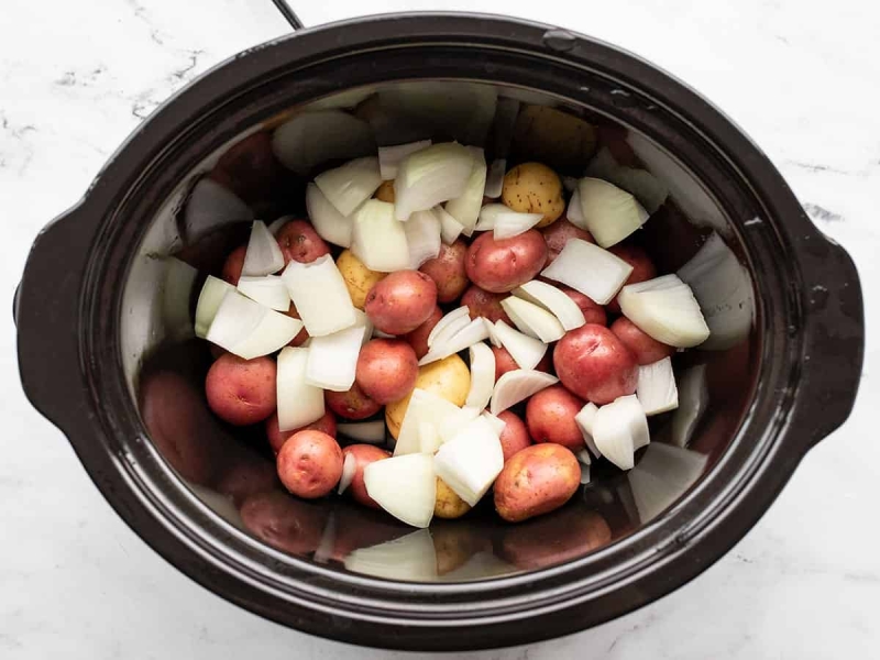 Slow Cooker Cabbage and Sausage