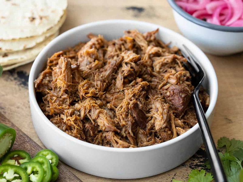 Slow Cooker Chili Rubbed Pulled Pork