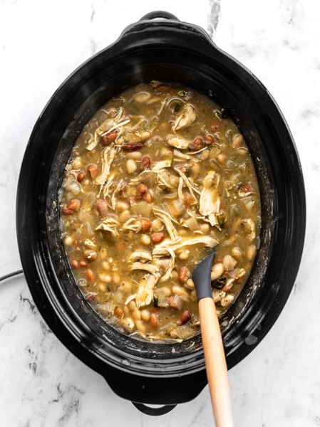 Slow Cooker White Chicken Chili