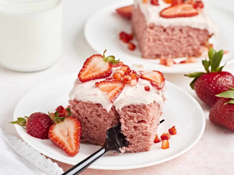 Strawberry Sheet Cake