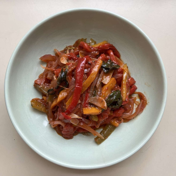 Classic Italian Peperonata (Braised Sweet Peppers)