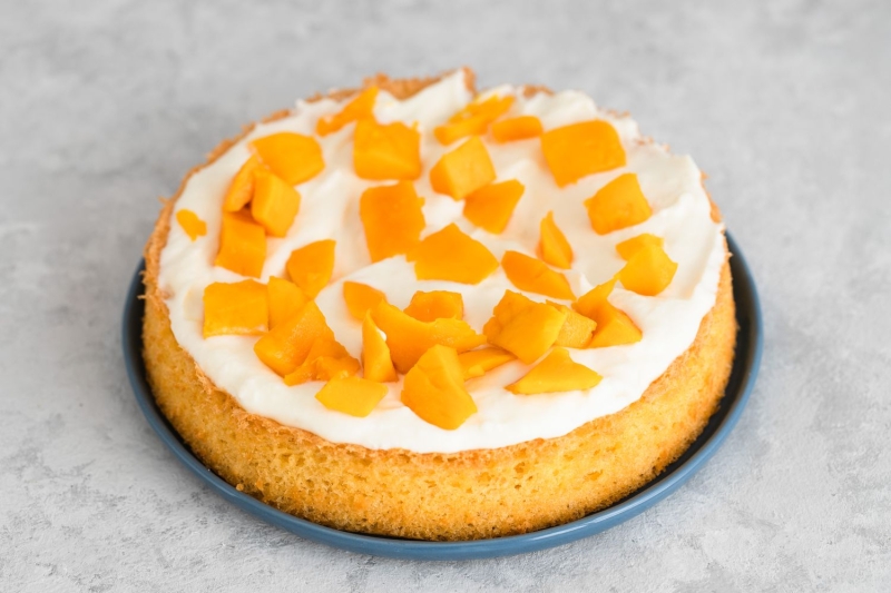 Thai Mango Cake (Khek Ma-Muang)