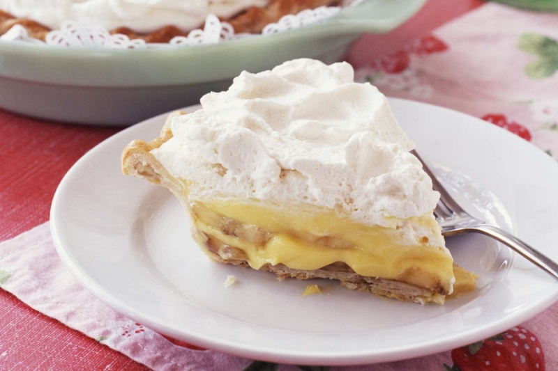 Meringue Banana Cream Pie