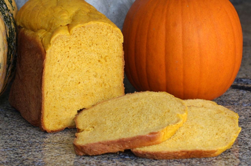 Bread Machine Pumpkin Yeast Bread