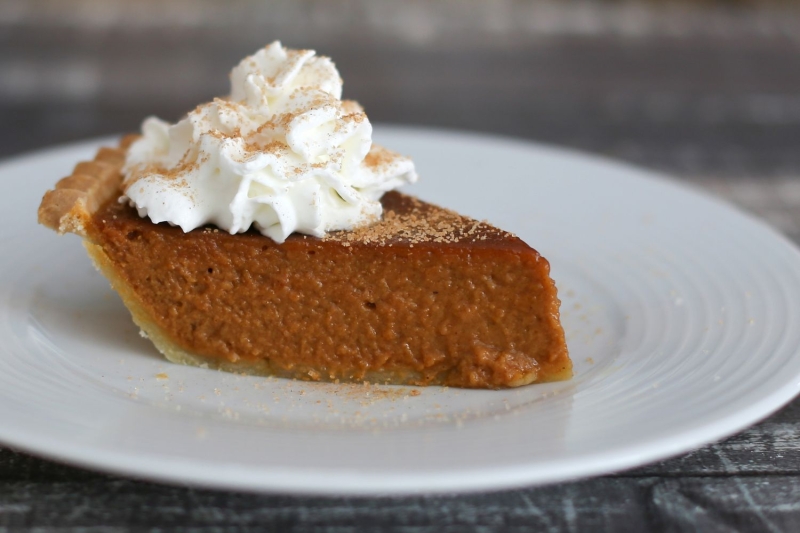 Spiced Pumpkin Pie With Molasses Recipe