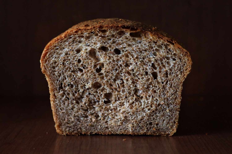 Quinoa Oatmeal Bread in a Bread Machine