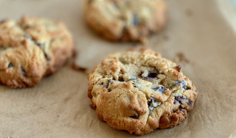 Copycat Levain Bakery Chocolate Chip Cookies