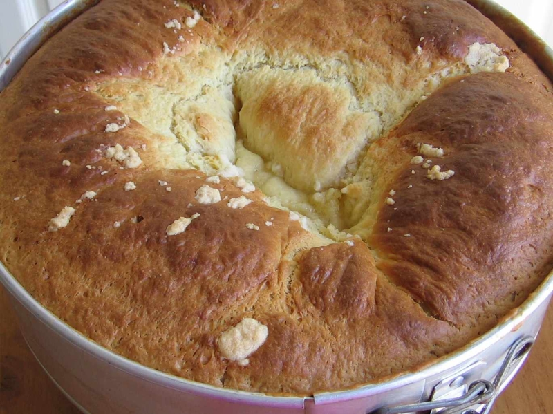 Polish Wheel Cake (Kołacz Weselny) Recipe