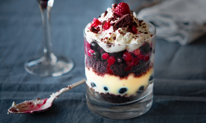 Easy Red Velvet Trifle Recipe