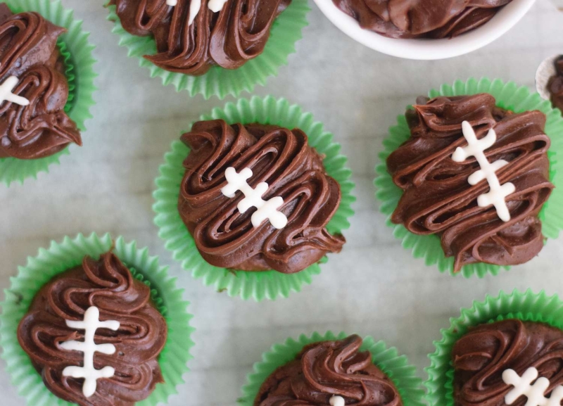 Football Cupcakes