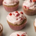 Easy Strawberry Cupcakes With Fresh Strawberries