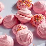 Suspiros (Latin American Meringue Cookies)