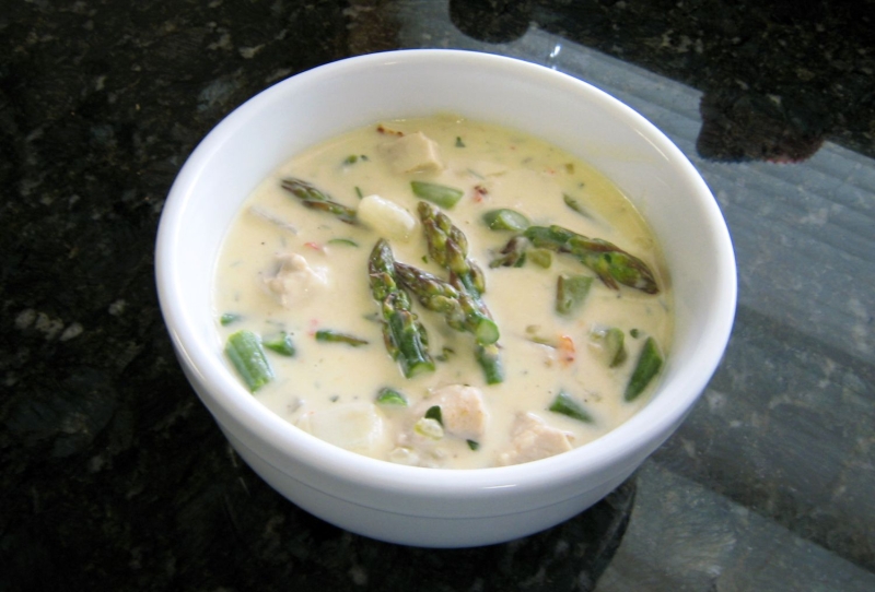 Creamy Chicken and Asparagus Chowder