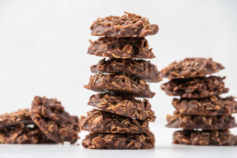 No-Bake Chocolate Coconut Cookies