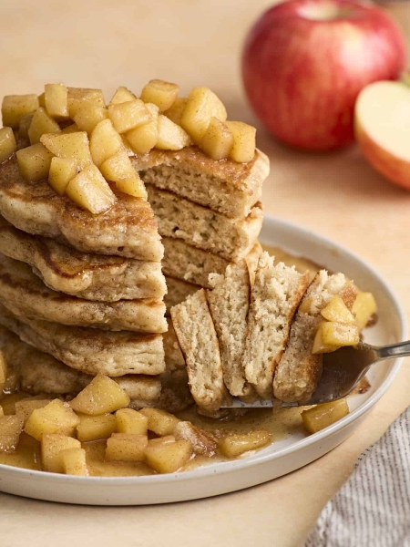 Apple Cinnamon Pancakes