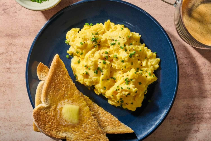 Scrambled Eggs With Cream Cheese Recipe