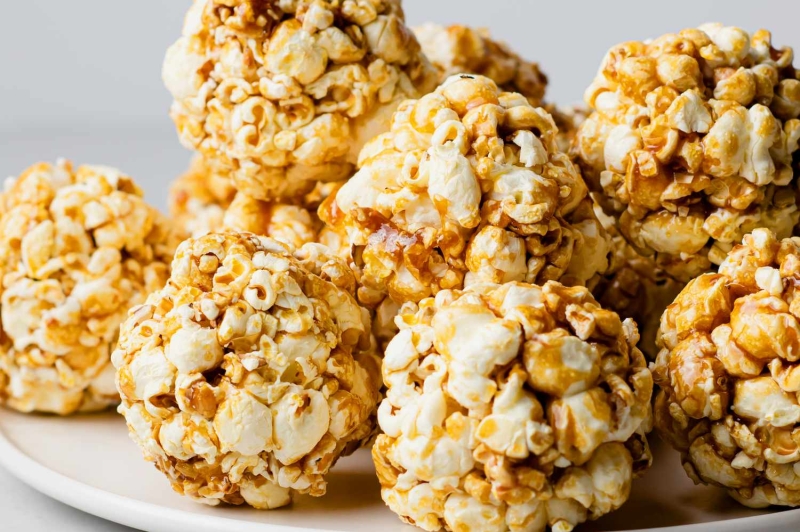 25 Easy Snacks for Your Work From Home Lifestyle