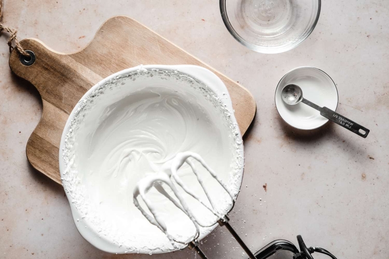 Royal Icing Recipe for a Gingerbread House