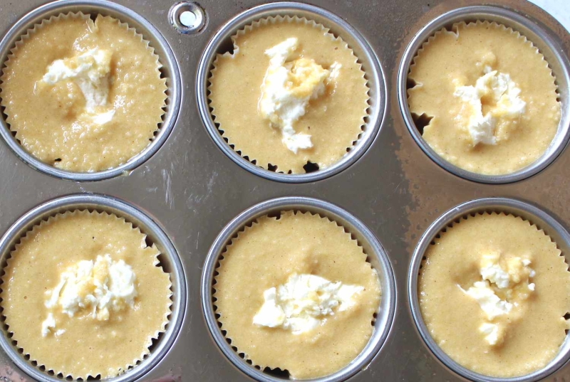 Keto Pumpkin Cream Cheese Muffins