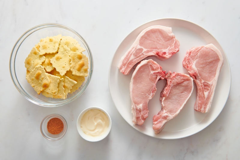 Homemade "Shake 'N Bake" Sour Cream and Onion Pork Chops