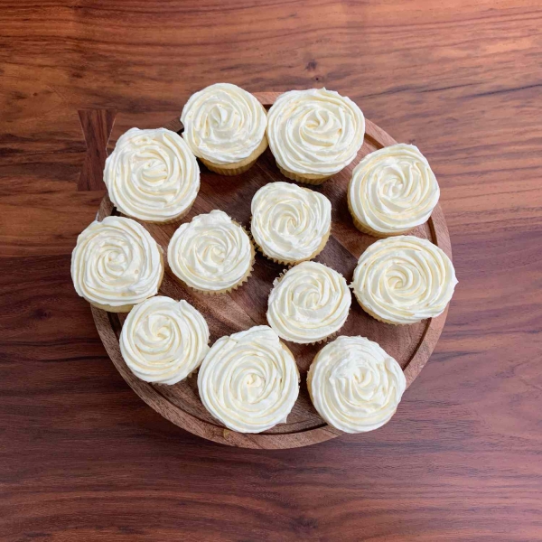 Lemon Curd Cupcakes