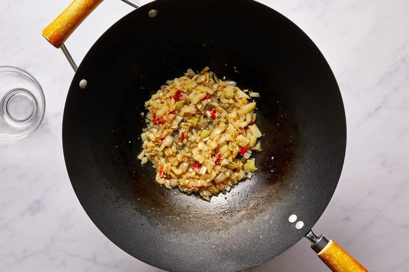 Easy Brown Rice Vermicelli Noodles With Fresh Shiitake Recipe