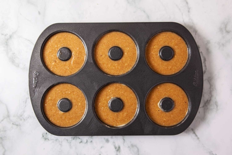 Keto Cinnamon-Sugar Doughnuts