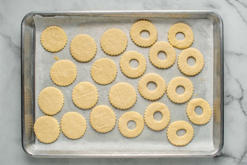 Vanocni Cukrovi (Czech Susenky Christmas Cookies)