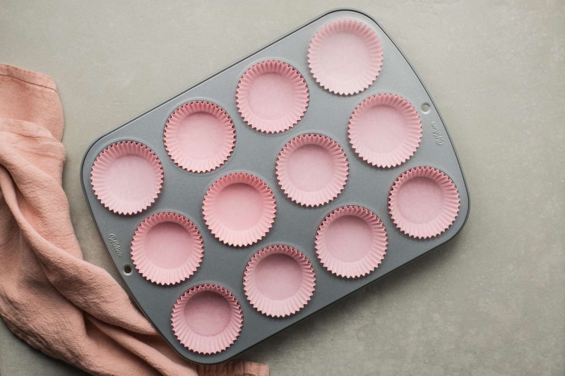 Easy Strawberry Cupcakes With Fresh Strawberries