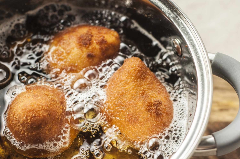 Coxinha (Brazilian Chicken Croquettes)