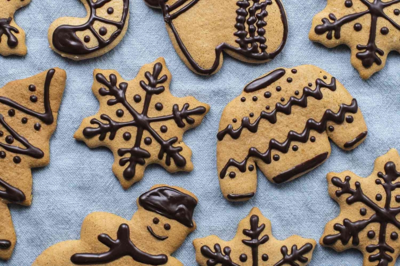 Pierniczki (Polish Gingerbread Cookies) Recipe