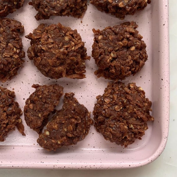 No-Bake Chocolate Coconut Cookies