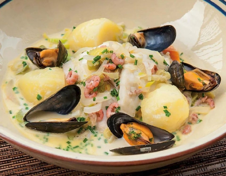 22 Sensational Seafood Soups and Stews