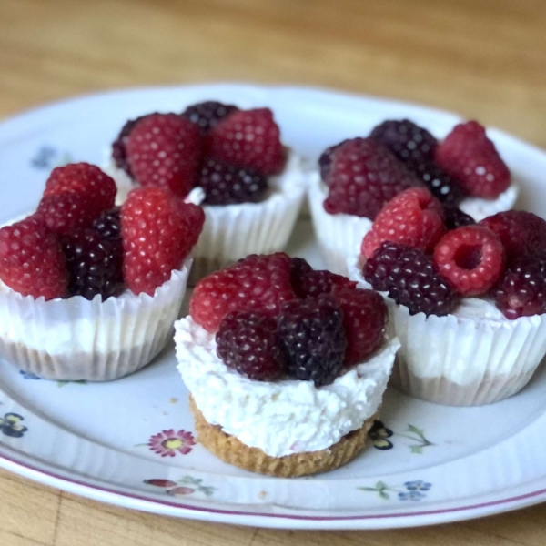 No-Bake Cool Whip Cheesecake