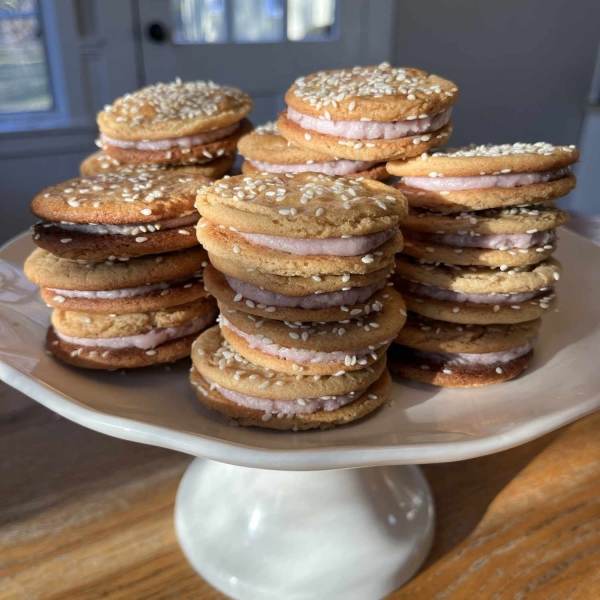 Peanut Butter & Jelly Cookie Sandos