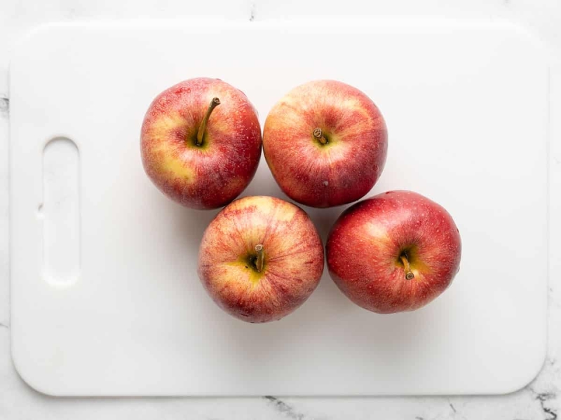 Apple Cinnamon Baked Oatmeal