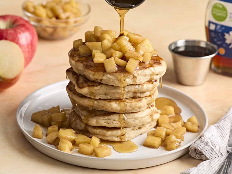 Apple Cinnamon Pancakes