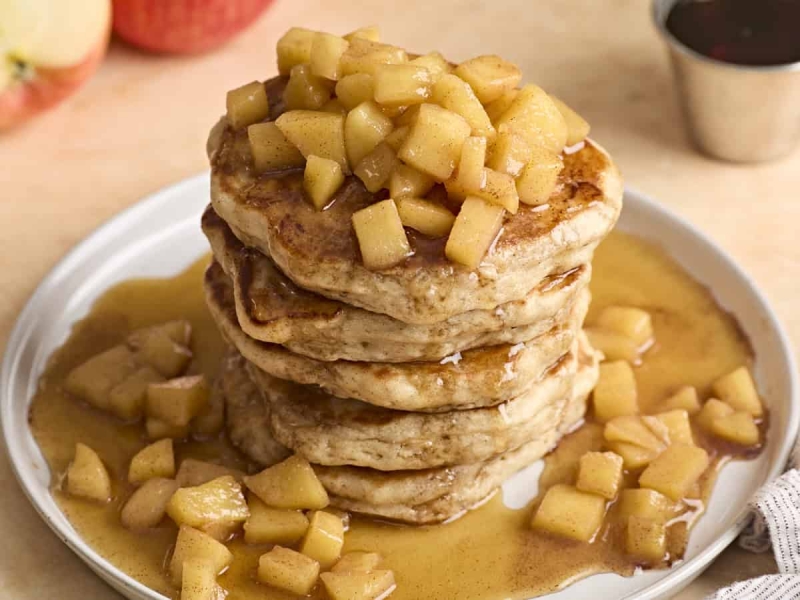 Apple Cinnamon Pancakes