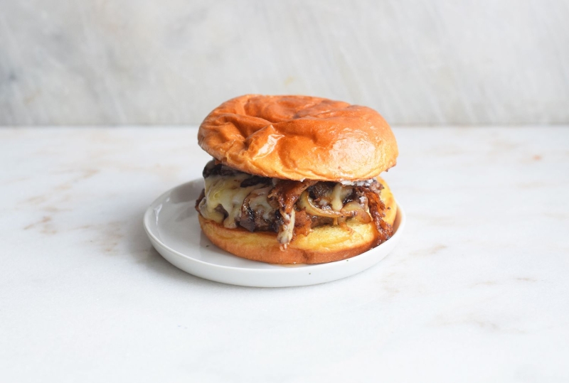 Mushroom Swiss Burgers With Truffle Aioli Recipe