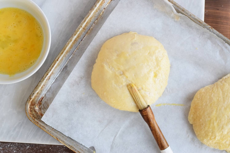 Pretzel Bread Bowls Recipe