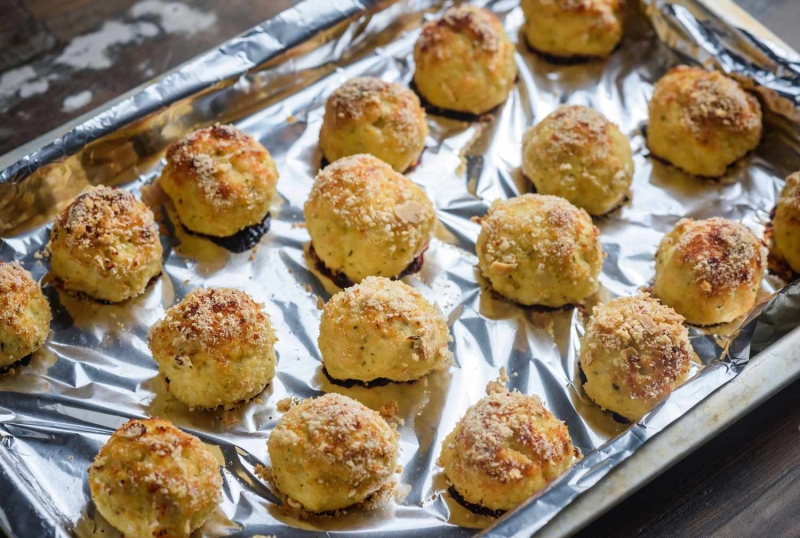 Turkey Meatballs Baked With Parmesan Cheese