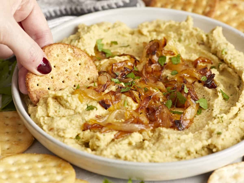 Chickpea Spread with Caramelized Onions