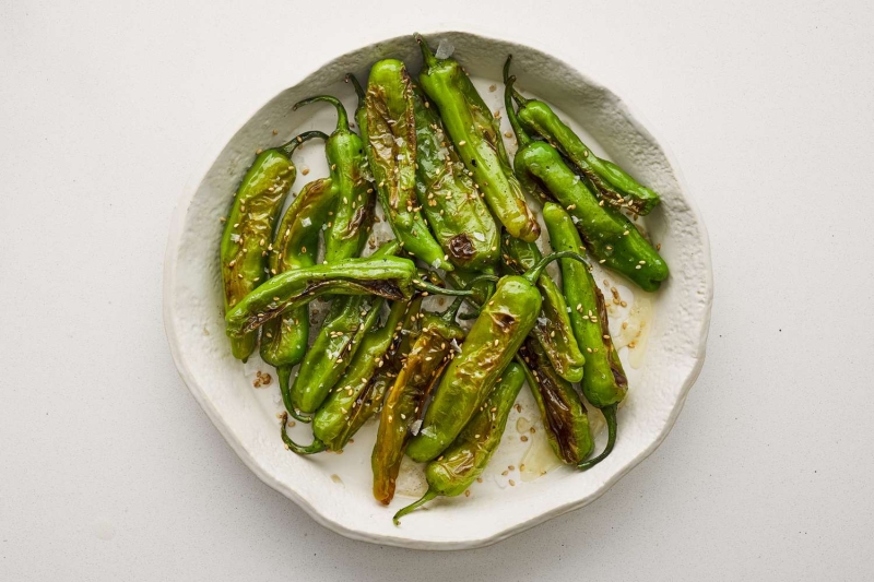 Blistered Shishito Peppers Are the 5-Minute App Anyone Can Make